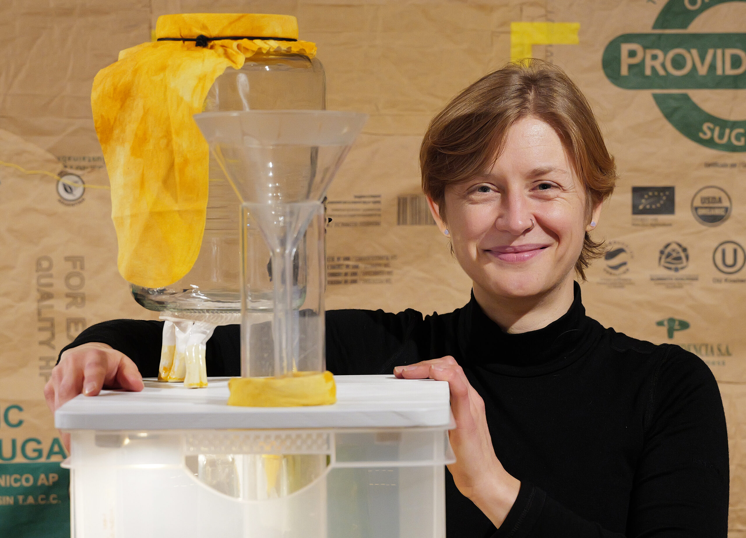 Linda Weiß - Einzelausstellung der kunsthub Gewinnerin 2025