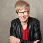 „Scheene Leich“ und „Heiligs Blechle“ - Ein lehrreicher, lustiger und kurzweiliger Abend rund um den schwäbischen Dialekt mit Elisabeth Kabatek