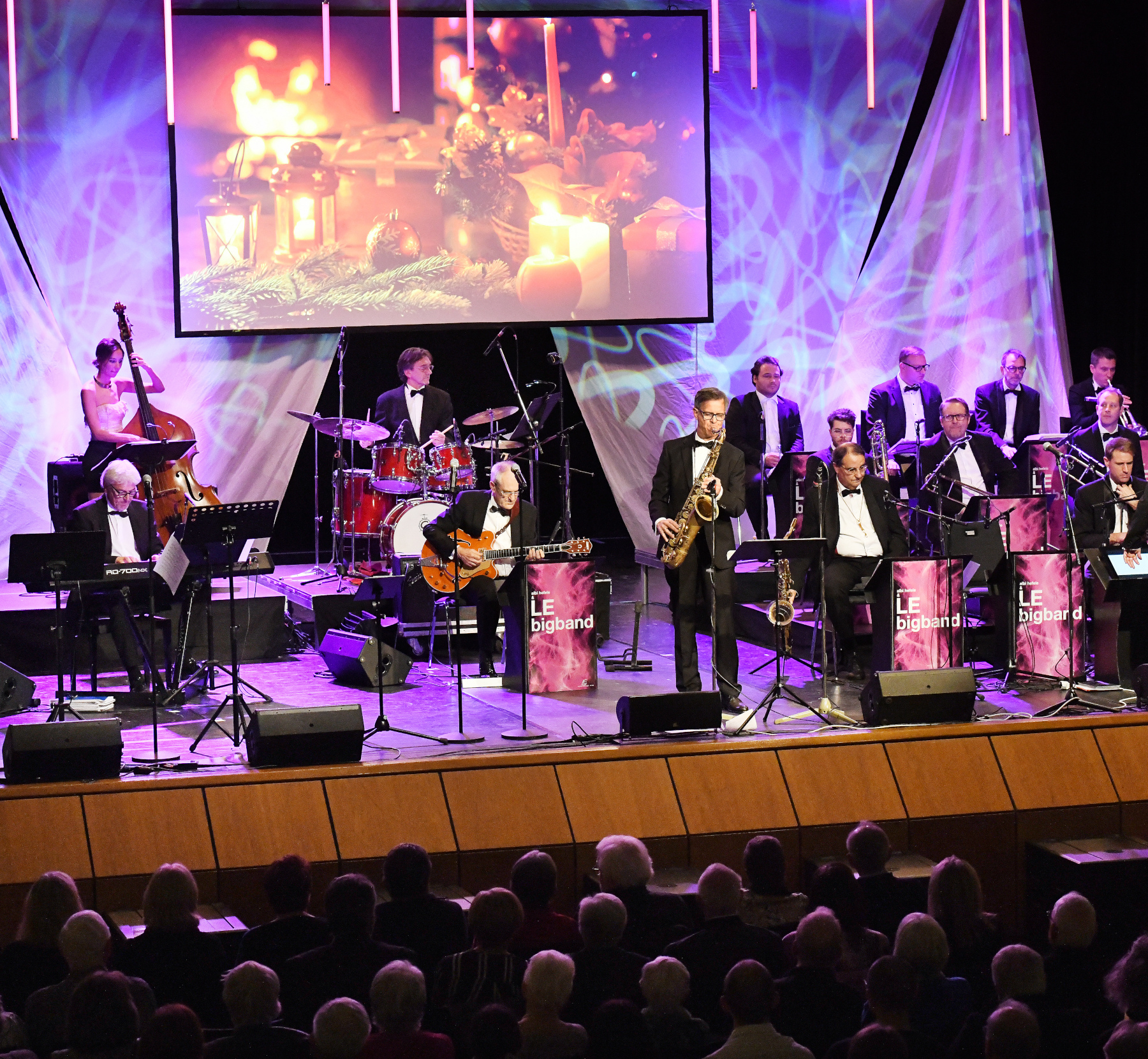 LE Bigband „On the Road to Christmas“
